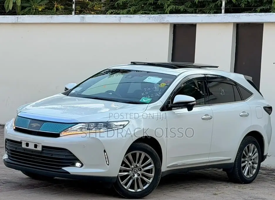 Toyota Harrier 2018 White