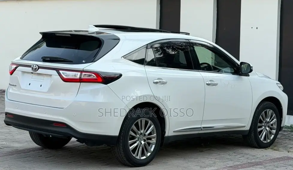 Toyota Harrier 2018 White