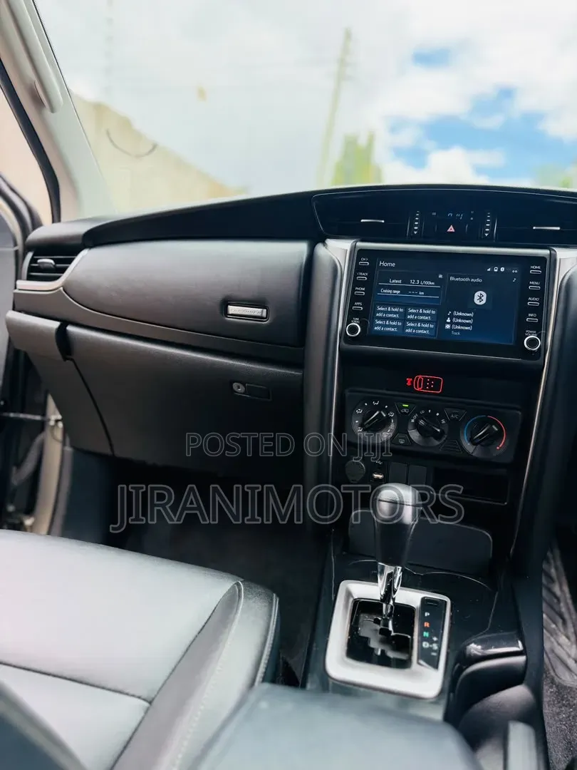 Toyota Fortuner 2023 Gray
