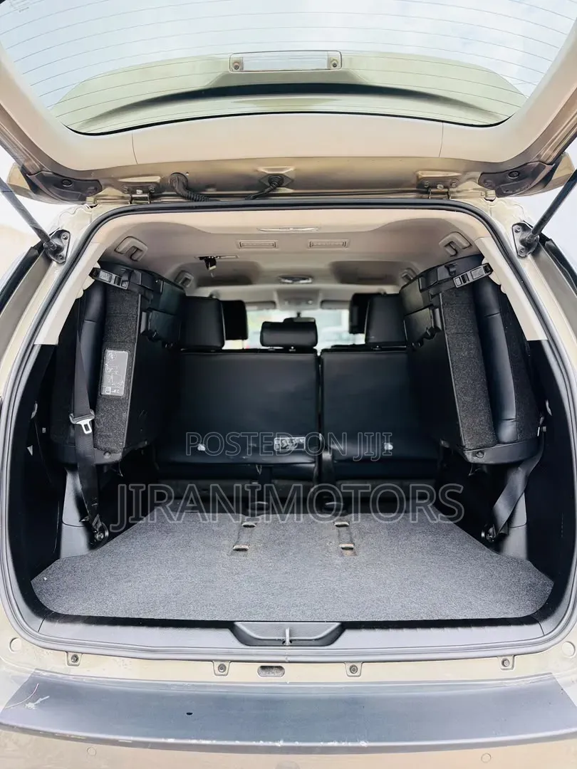 Toyota Fortuner 2023 Gray