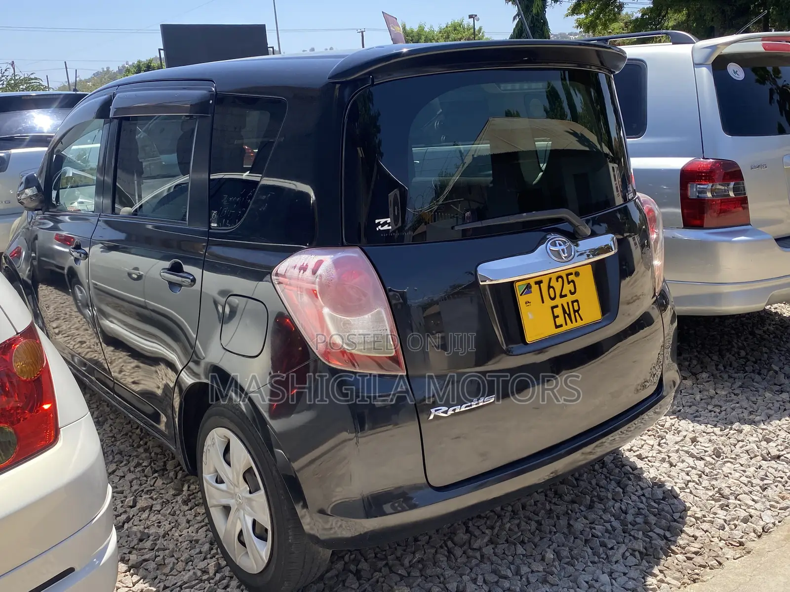 Toyota Ractis 2006 Black