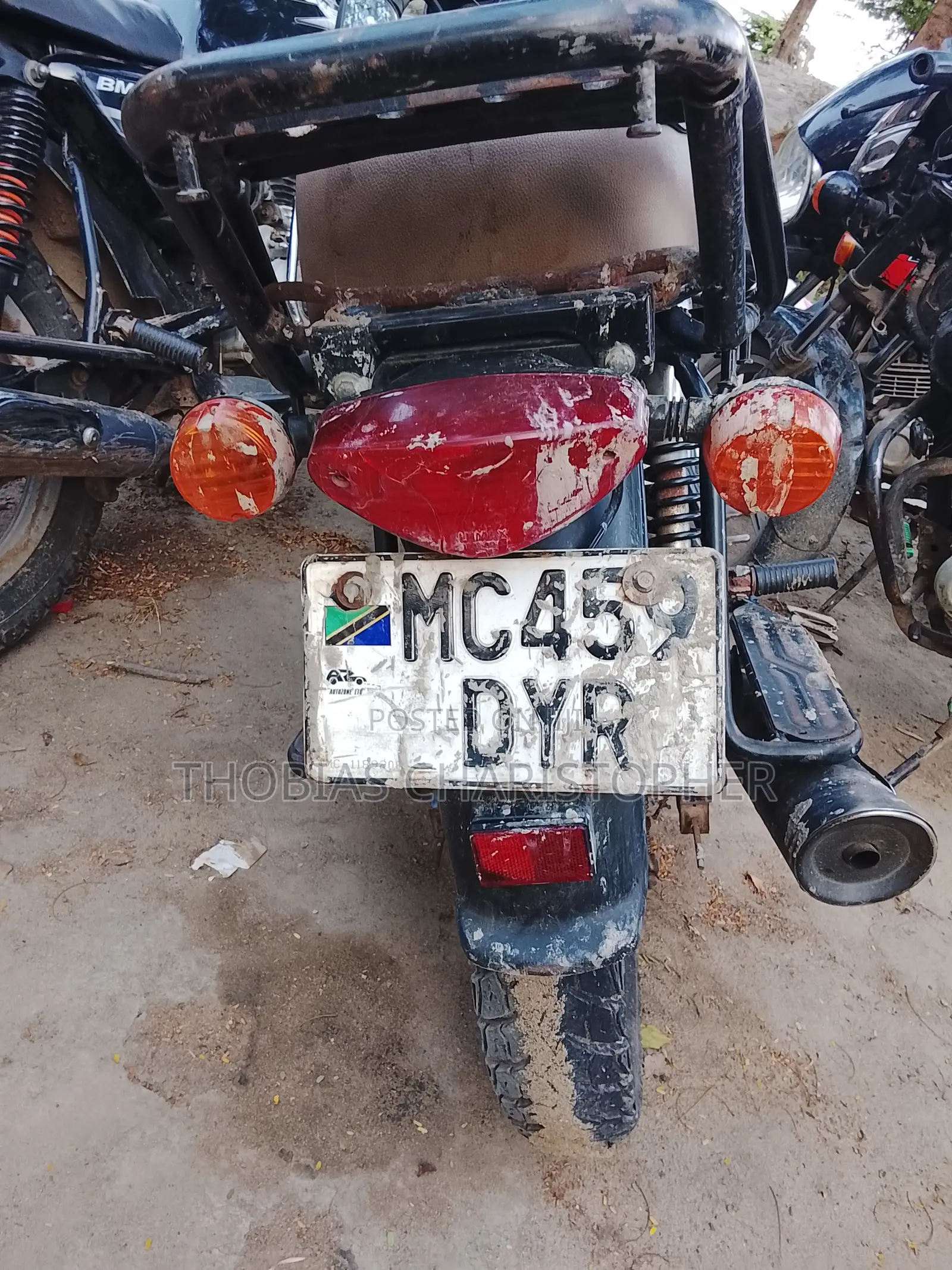 Bajaj Boxer X125 2023 Black