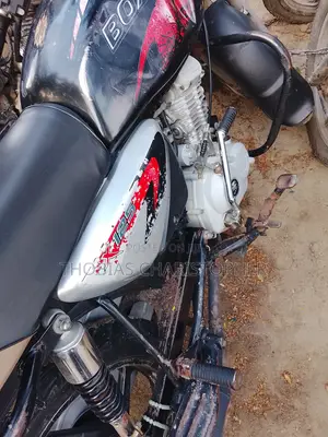 Bajaj Boxer X125 2023 Black