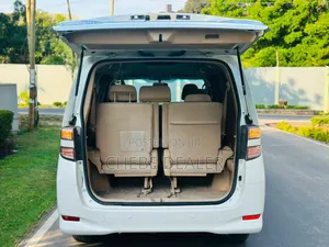 Toyota Alphard 2010 White