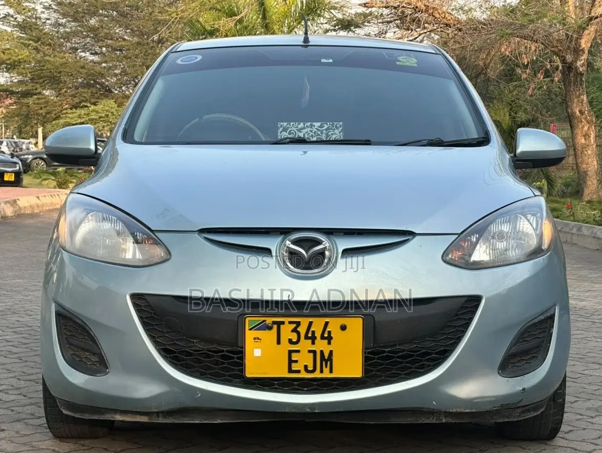 Mazda Demio 2012 Blue