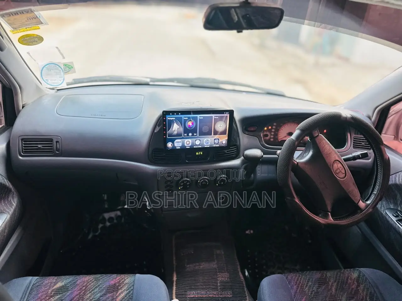 Toyota Noah 2.0 FWD (8 Seater) 2002 Silver