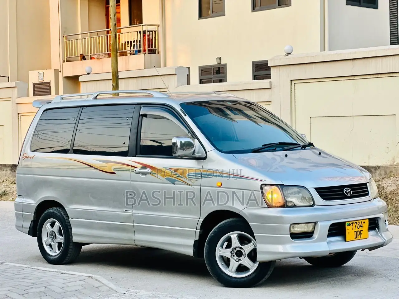 Toyota Noah 2.0 FWD (8 Seater) 2002 Silver