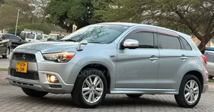 Mitsubishi RVR 2010 Silver