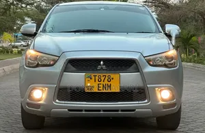 Mitsubishi RVR 2010 Silver