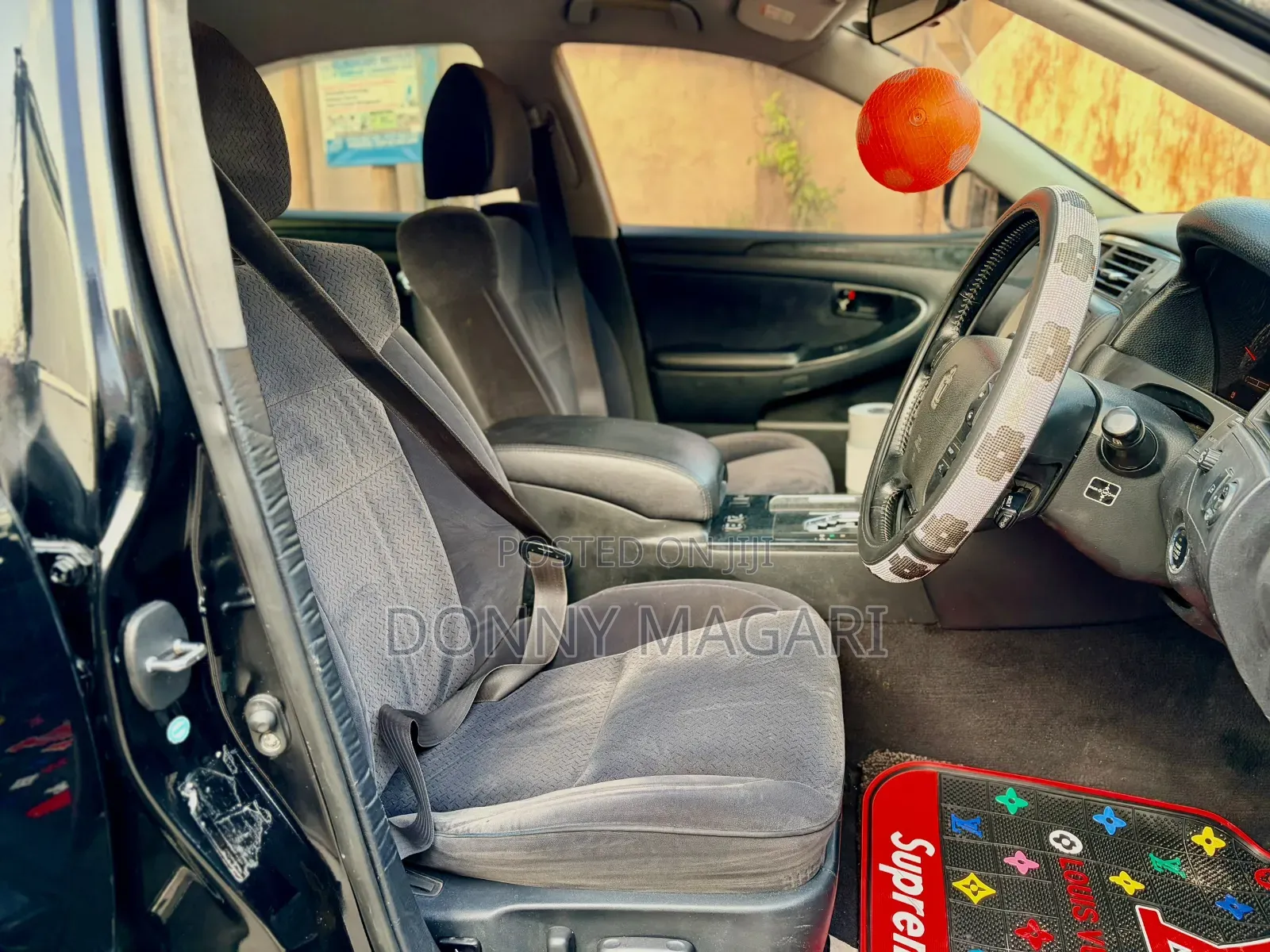 Toyota Crown 2012 Black