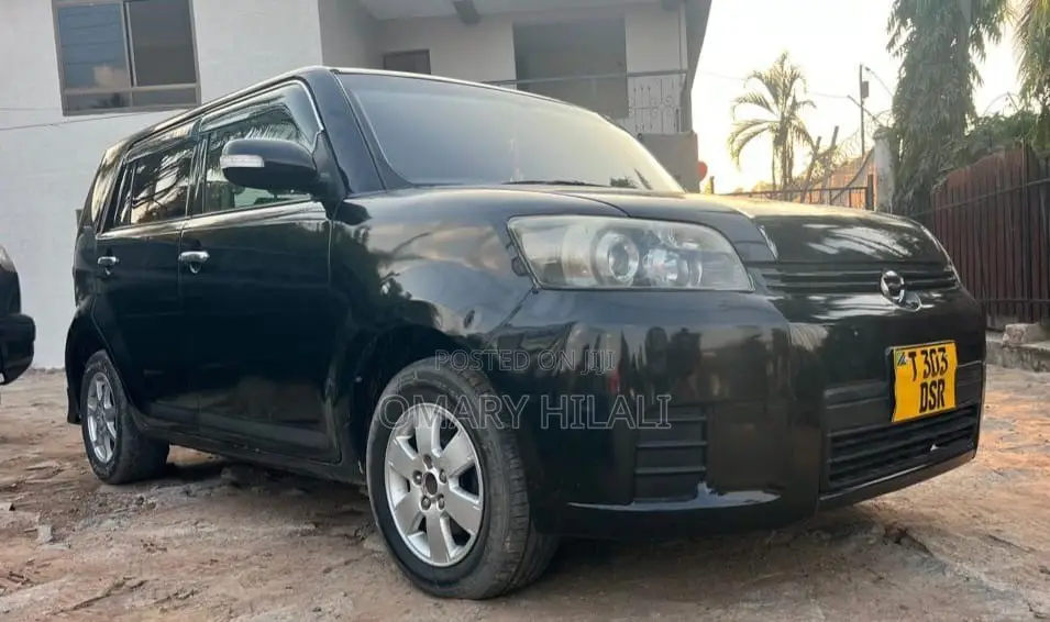 Toyota Corolla Rumion 2008 Black