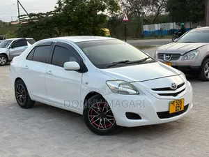 Toyota Belta 2007 White