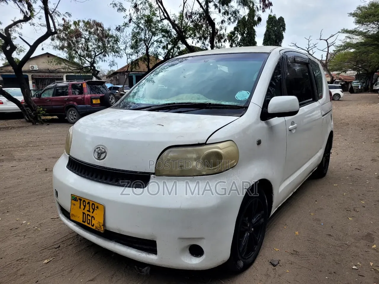 Toyota Porte 2005 White