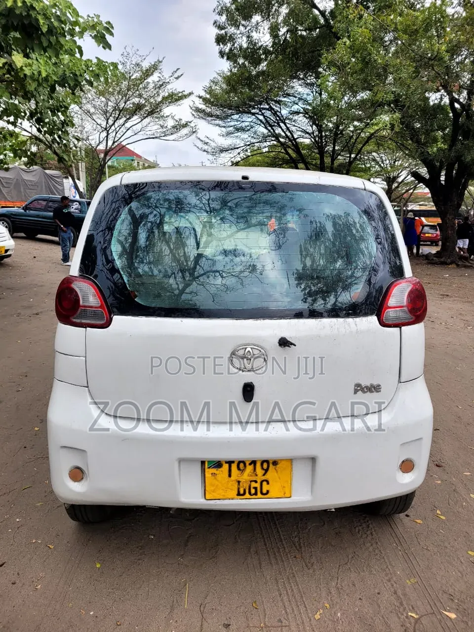 Toyota Porte 2005 White