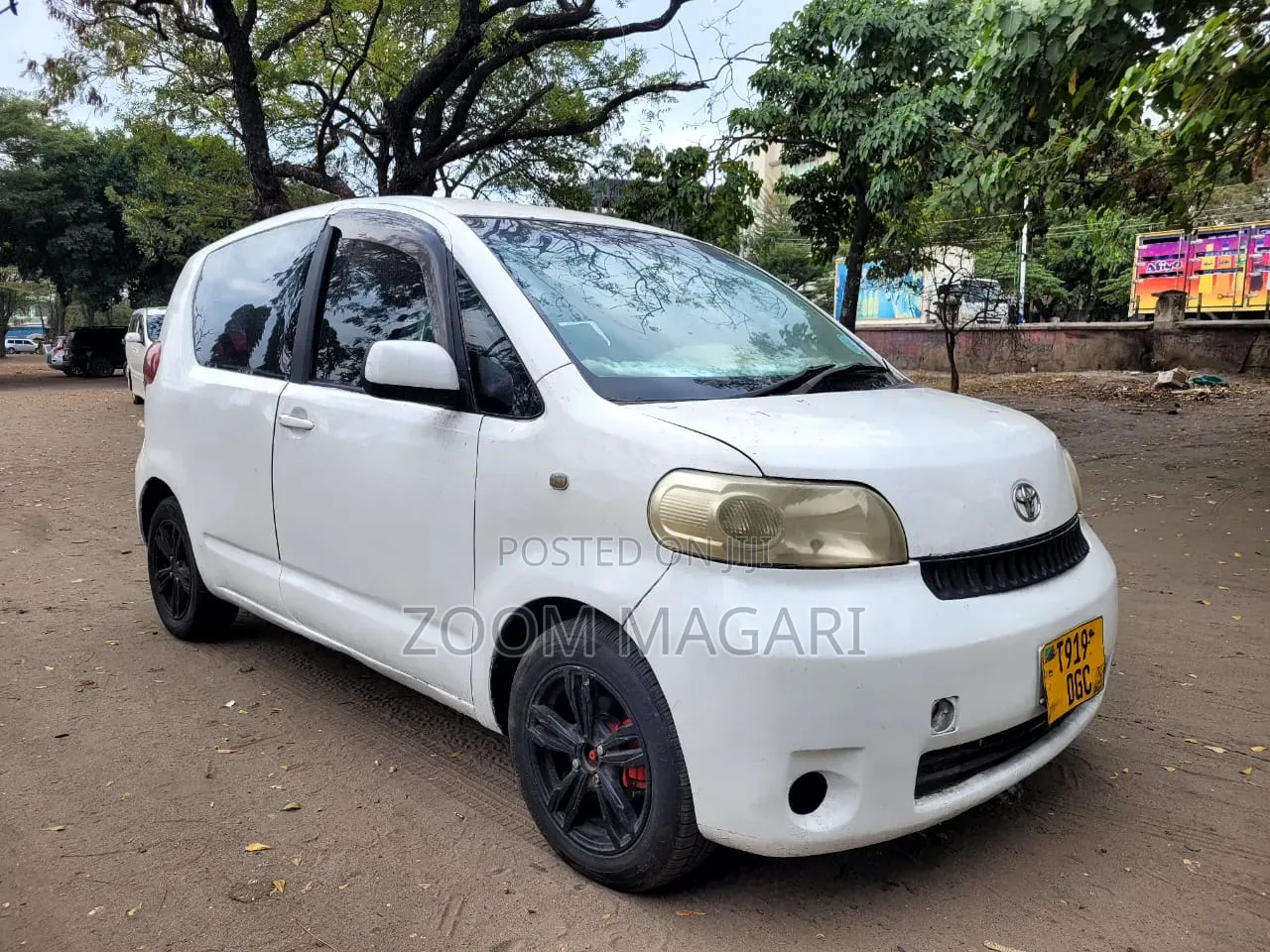 Toyota Porte 2005 White