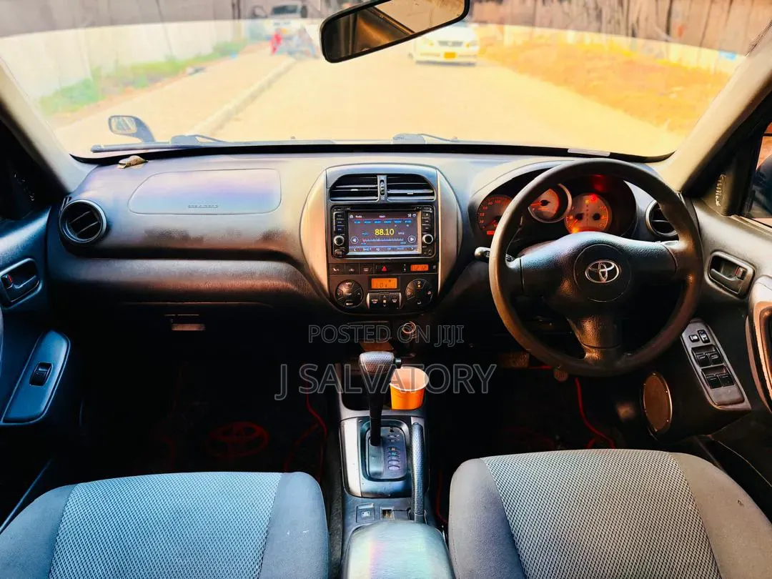 Toyota RAV4 Automatic 2003 Black