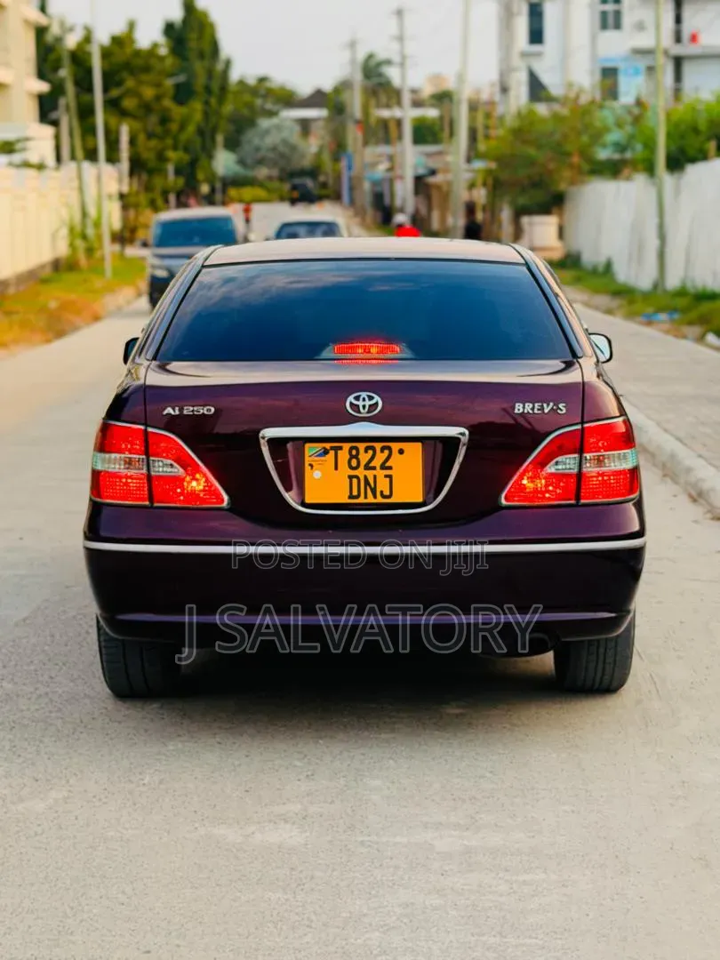 Toyota Brevis 2004 Maroon