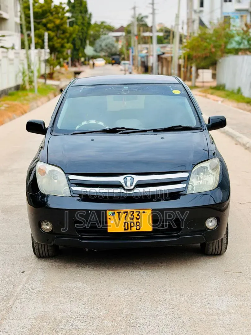 Toyota IST 2003 Black