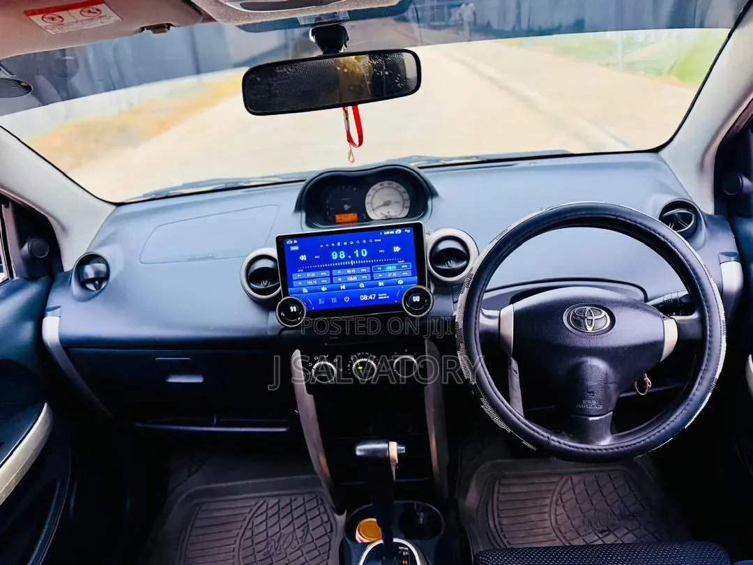 Toyota IST 2003 Black