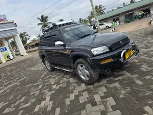 Toyota RAV4 1999 Black