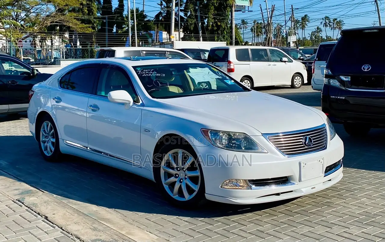 Lexus LS 460 2007 White