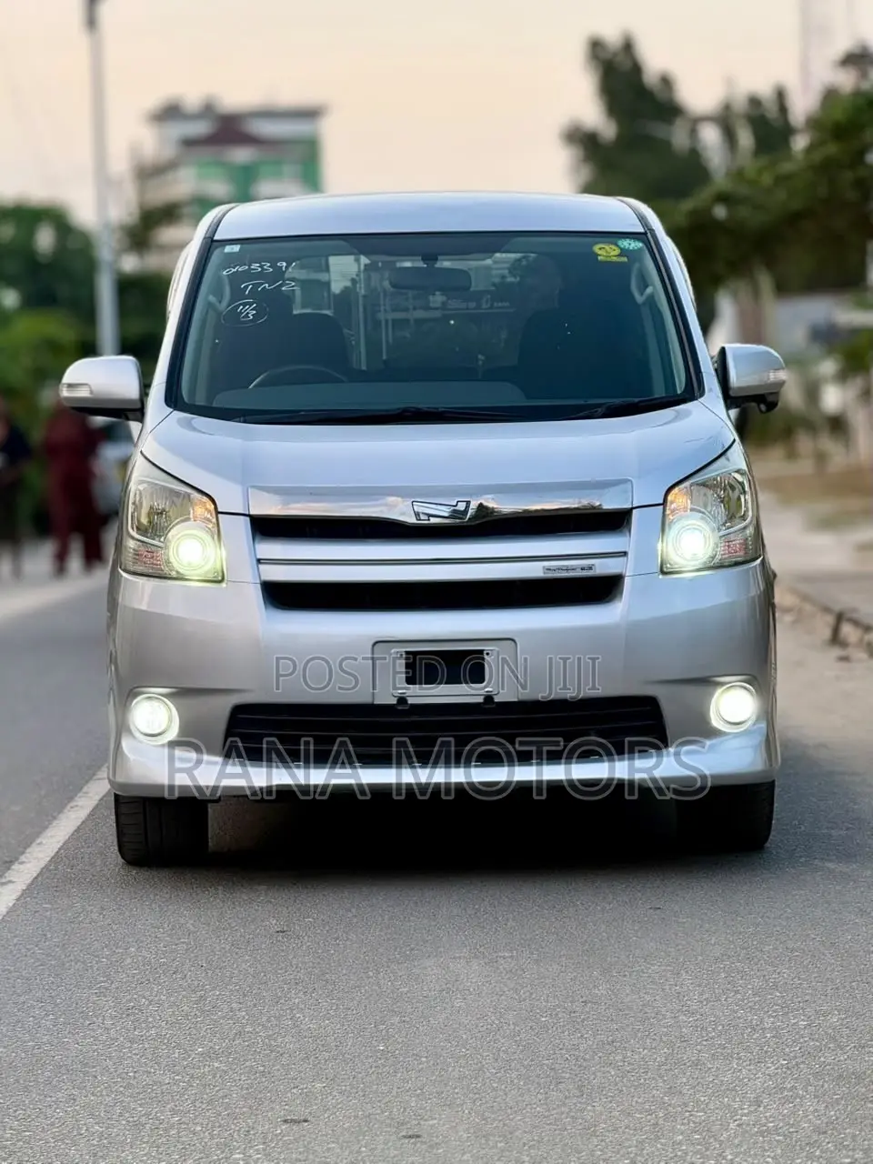 Toyota Noah 2008 Black