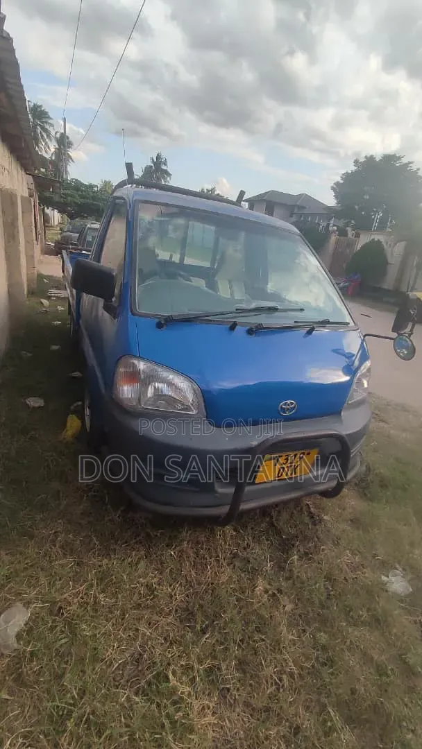 Toyota TownAce 2003 Blue