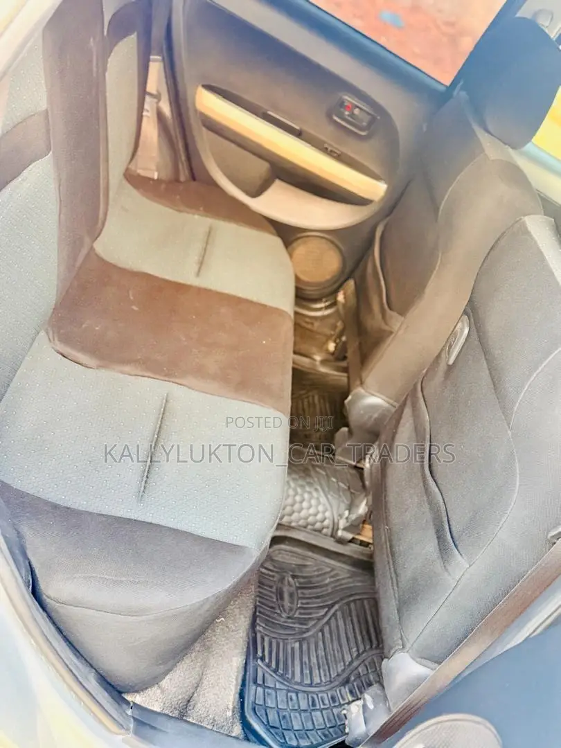 Toyota IST 2006 Silver