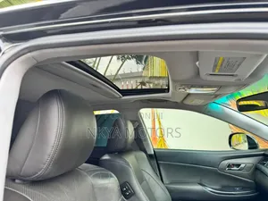 Toyota Crown 2008 Black