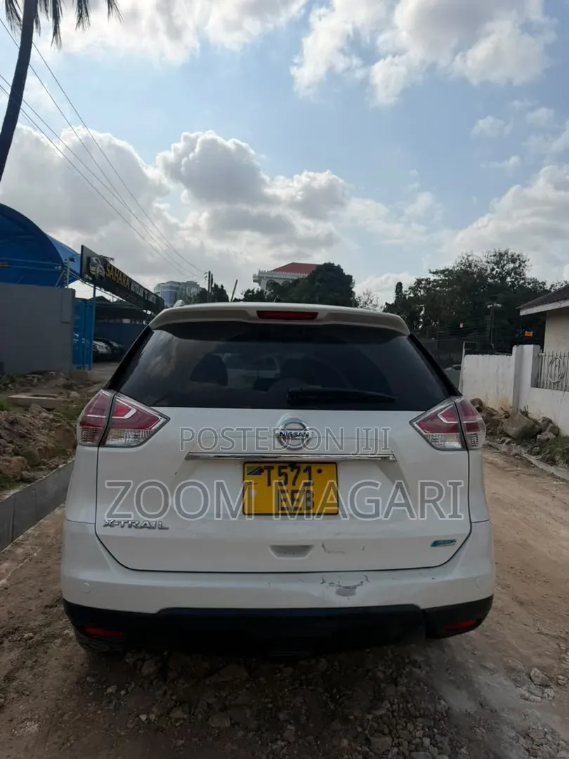 Nissan X-Trail 2014 Pearl