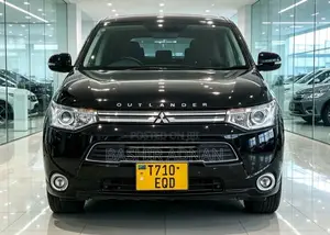 Mitsubishi Outlander 2.0 PHEV AWD 2014 Black