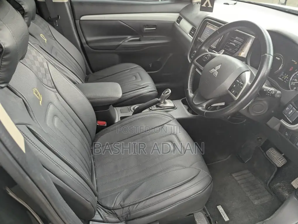 Mitsubishi Outlander 2.0 PHEV AWD 2014 Black