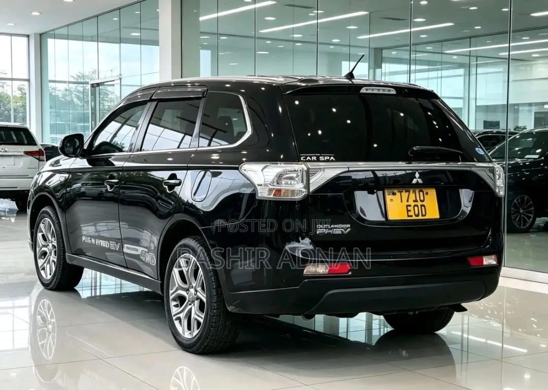 Mitsubishi Outlander 2.0 PHEV AWD 2014 Black
