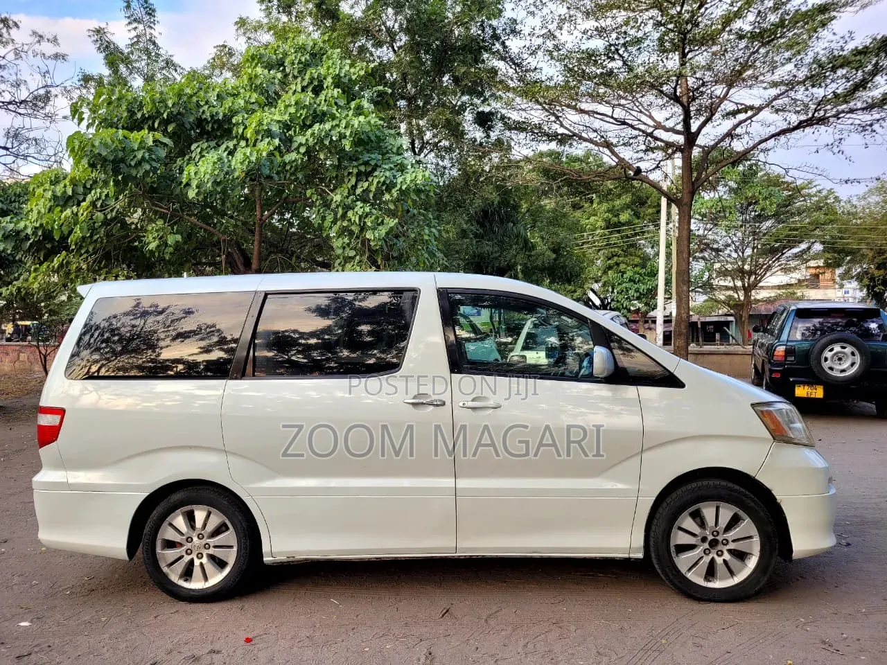 Toyota Alphard 2004 Pearl