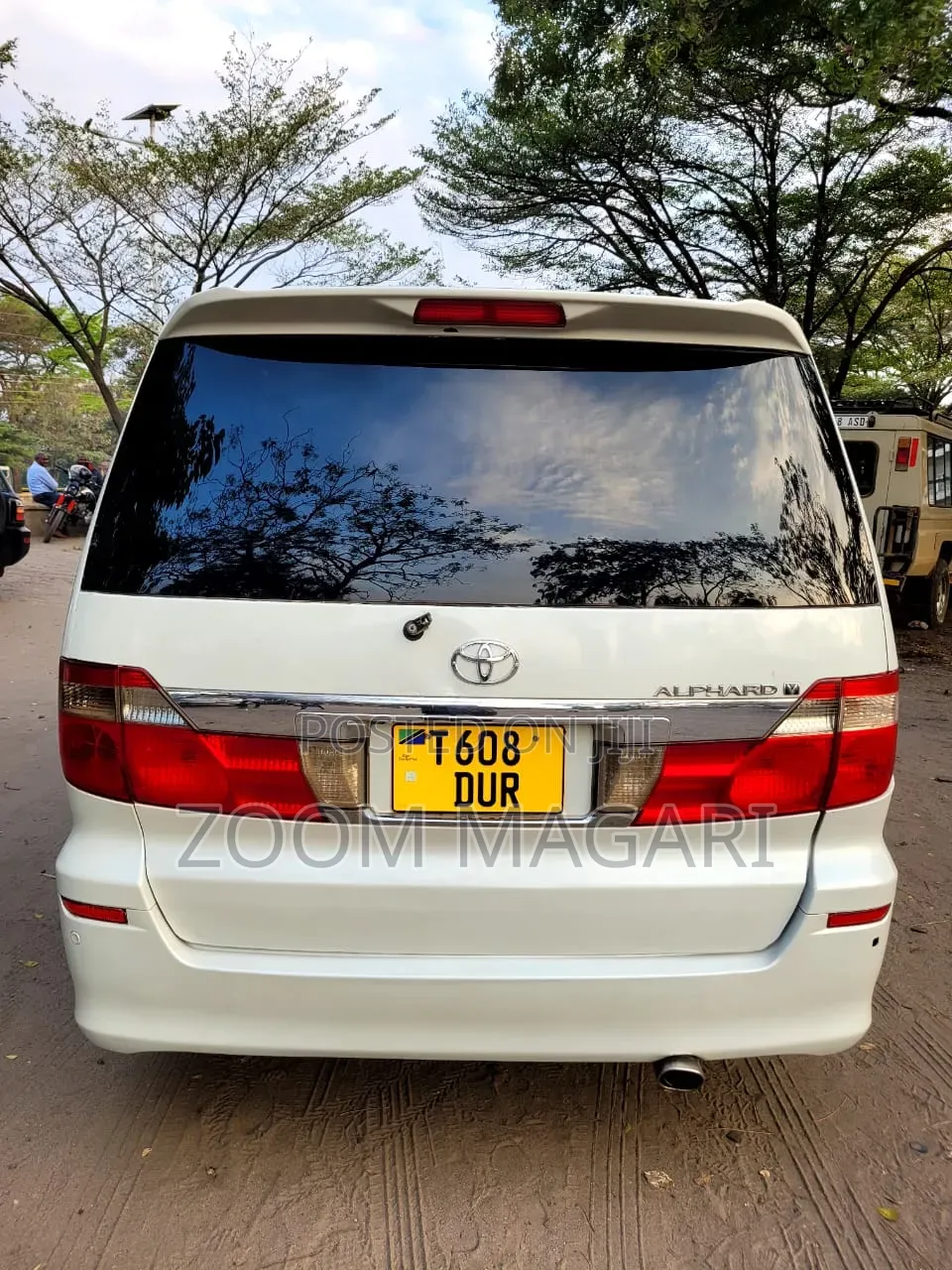Toyota Alphard 2004 Pearl