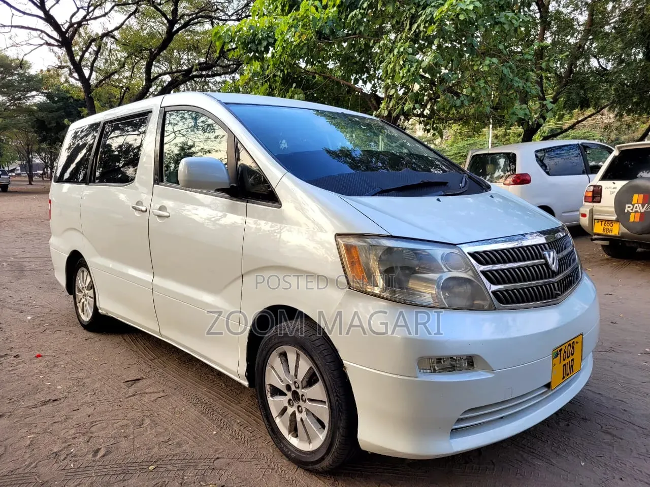 Toyota Alphard 2004 Pearl