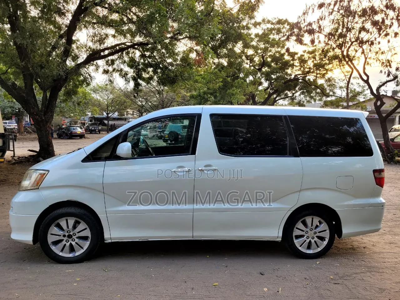 Toyota Alphard 2004 Pearl