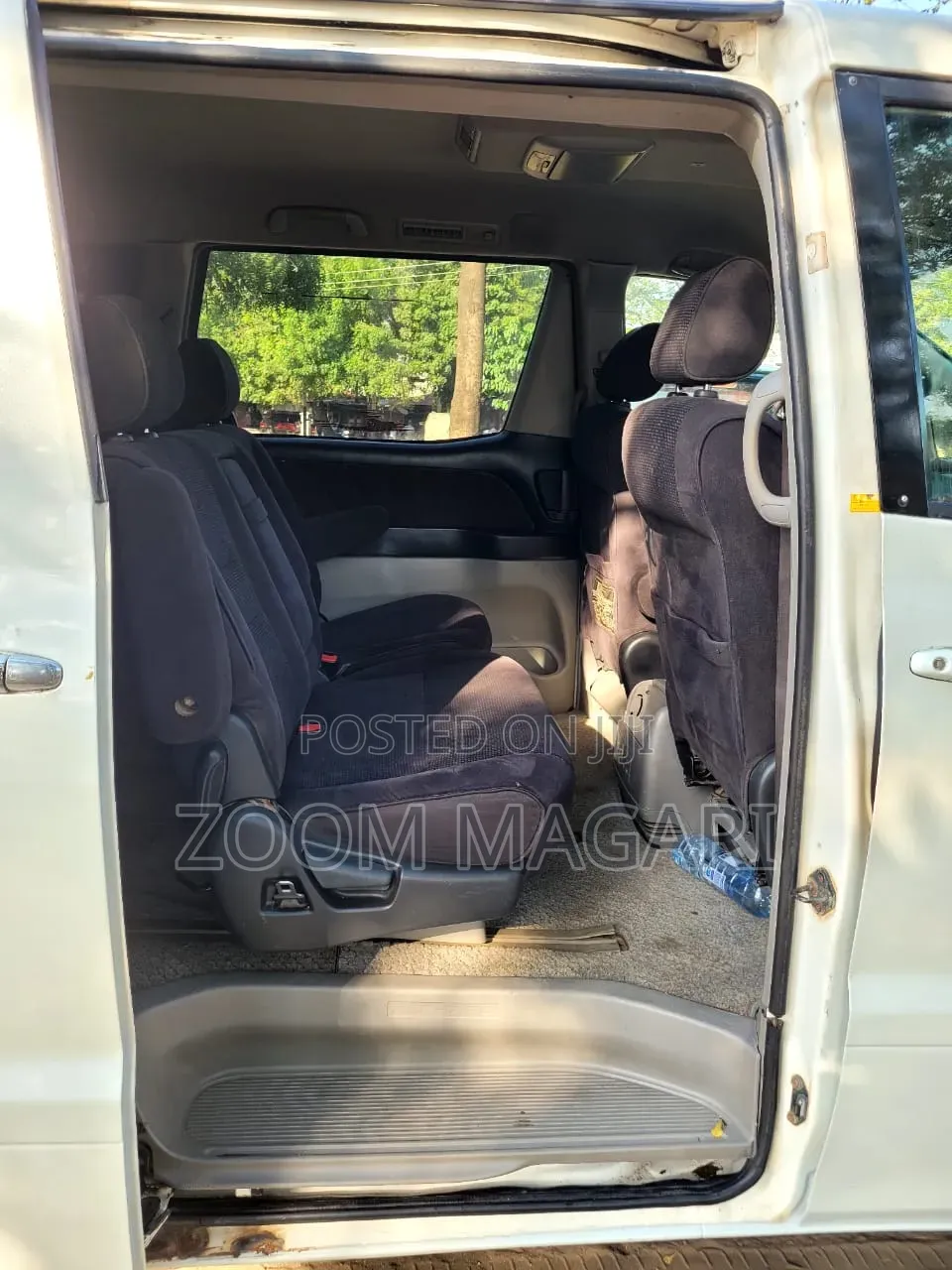 Toyota Alphard 2004 Pearl