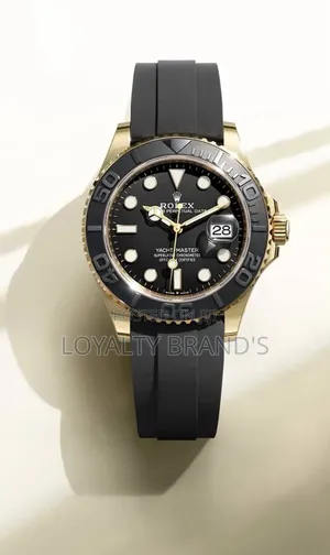 Rolex 
Yacht Master
English Gold
Mechanical
 