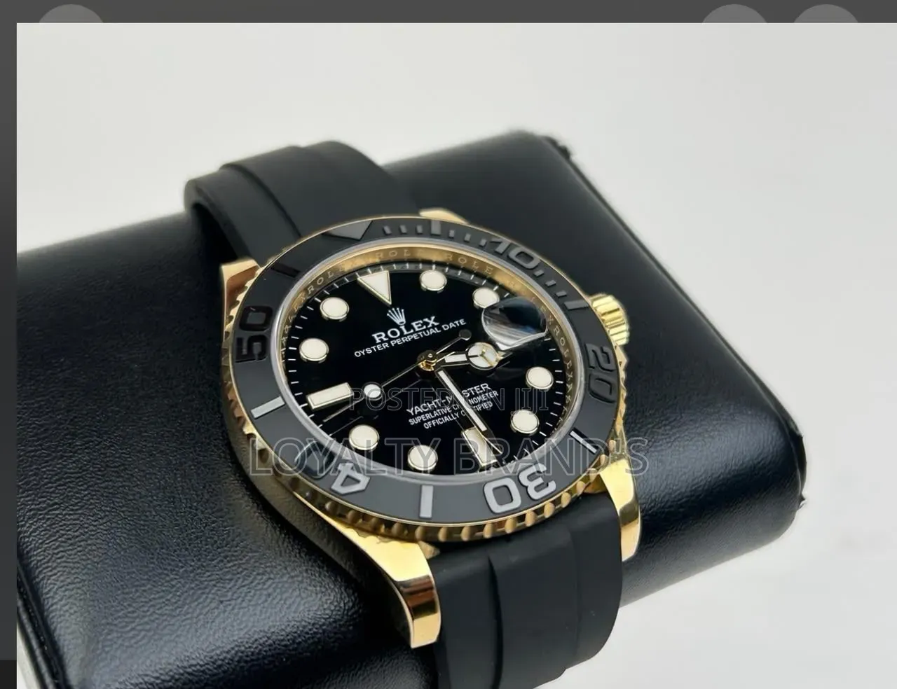 Rolex 
Yacht Master
English Gold
Mechanical
 