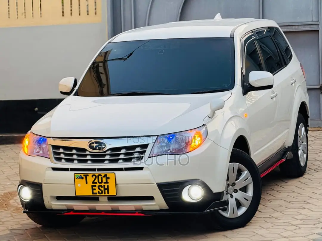 Subaru Forester 2011 White