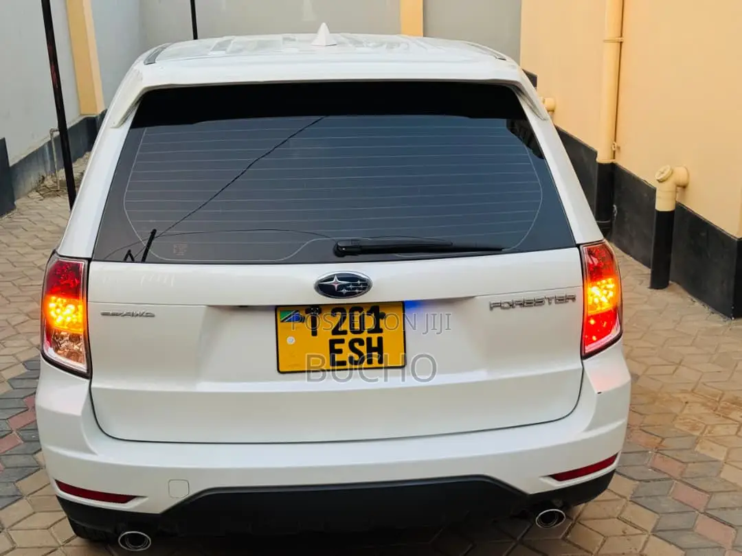 Subaru Forester 2011 White