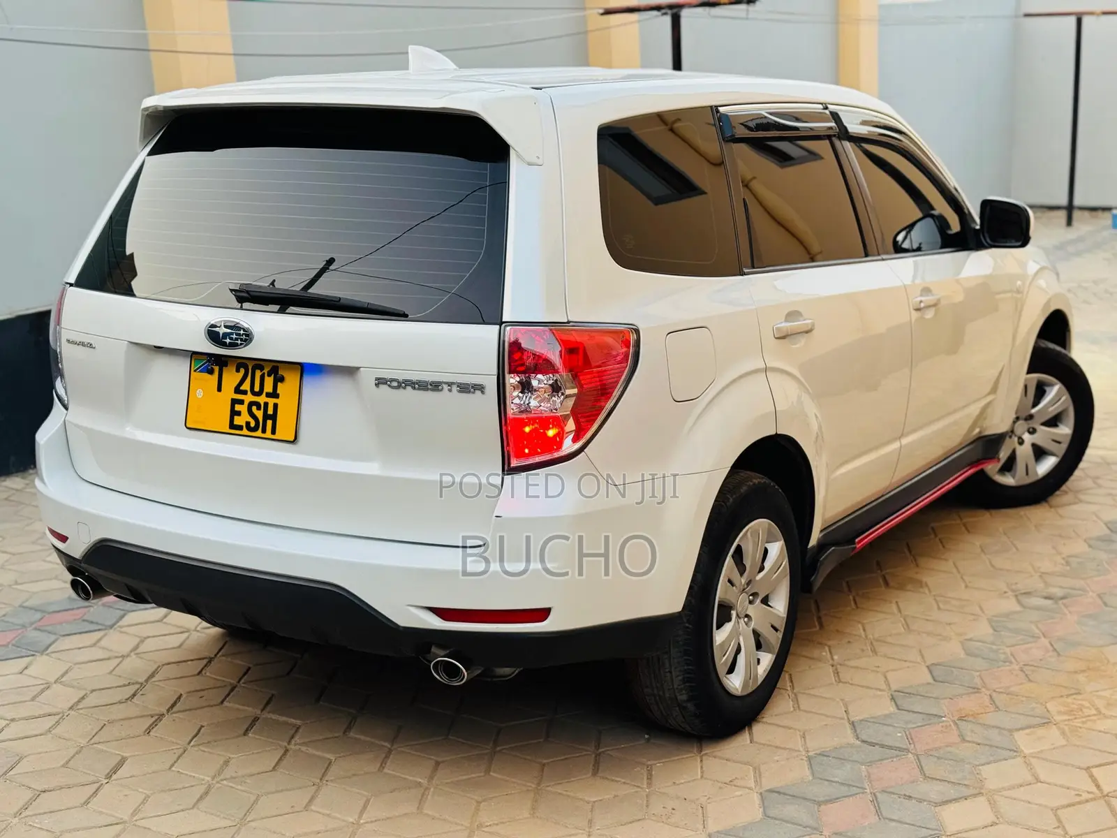 Subaru Forester 2011 White