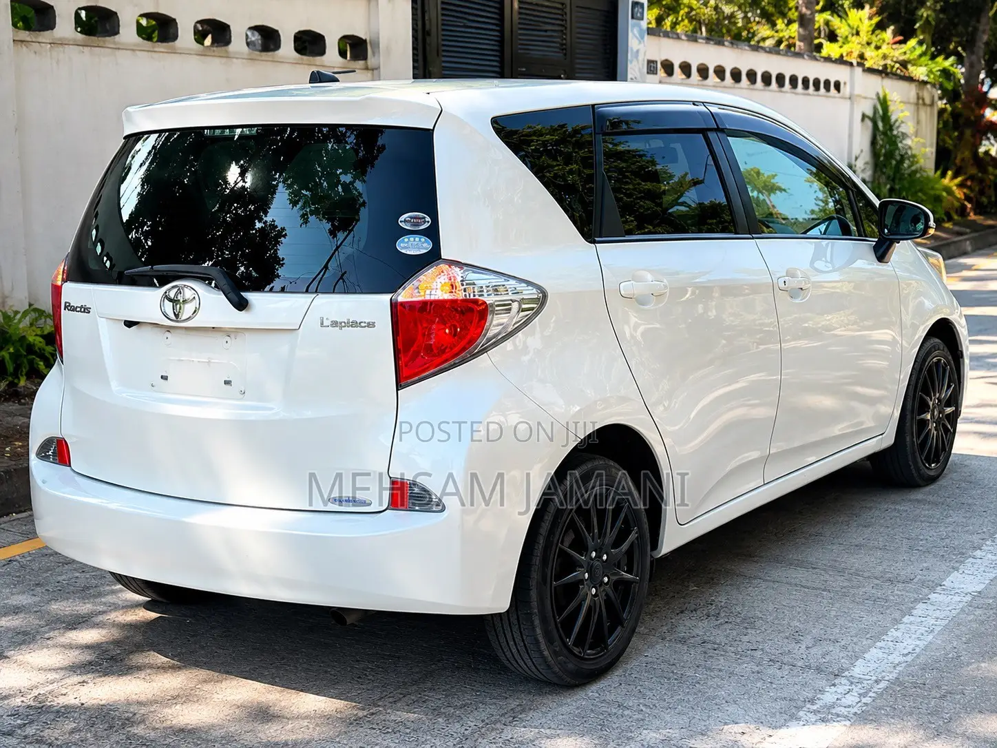 Toyota Ractis 2011 White