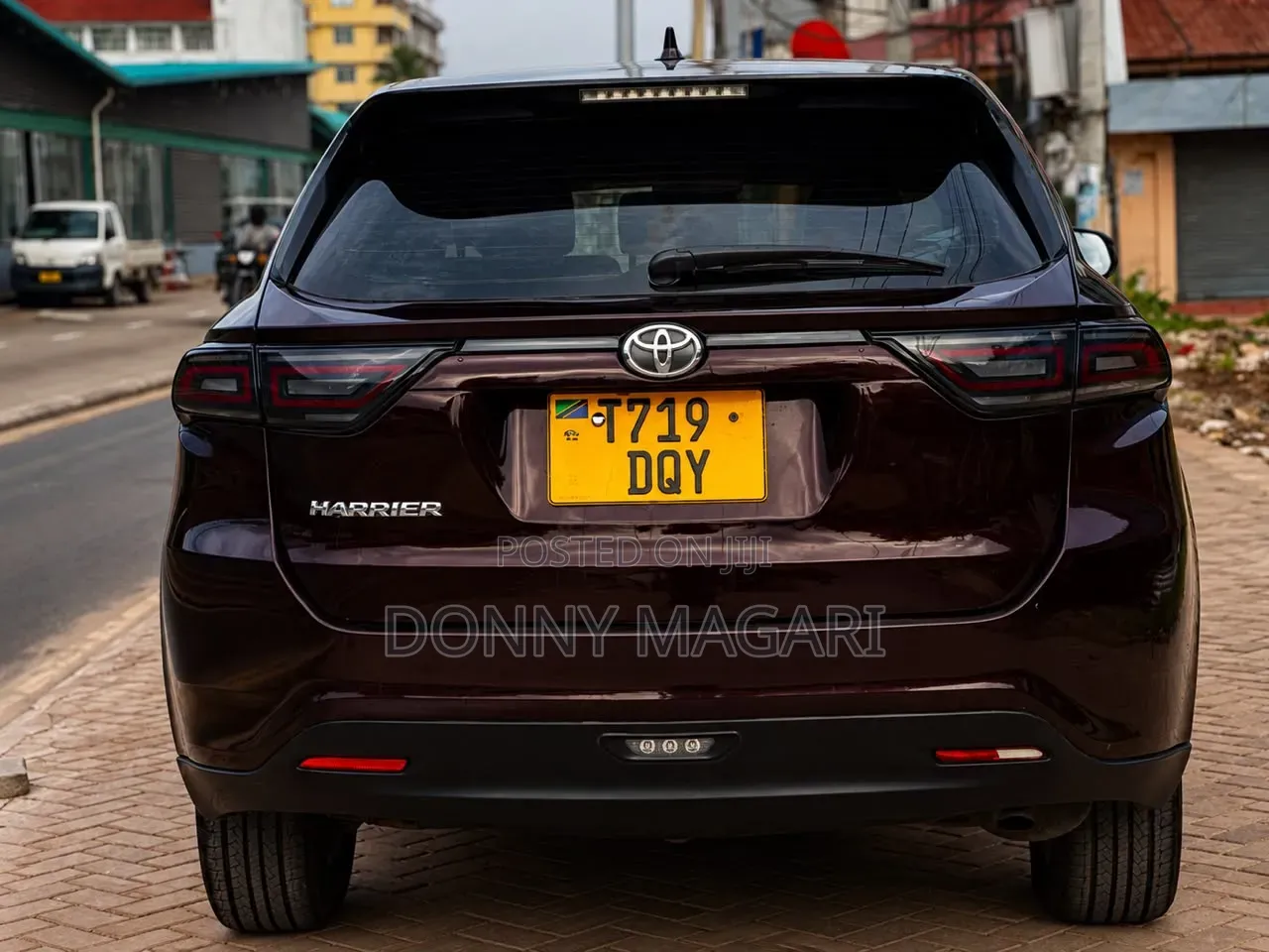 Toyota Harrier 2011 Maroon