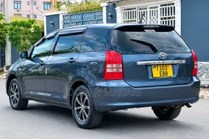 Toyota Wish 2006 Blue
