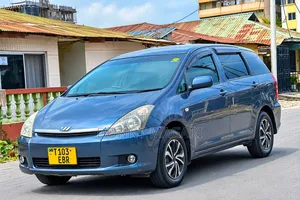 Toyota Wish 2006 Blue