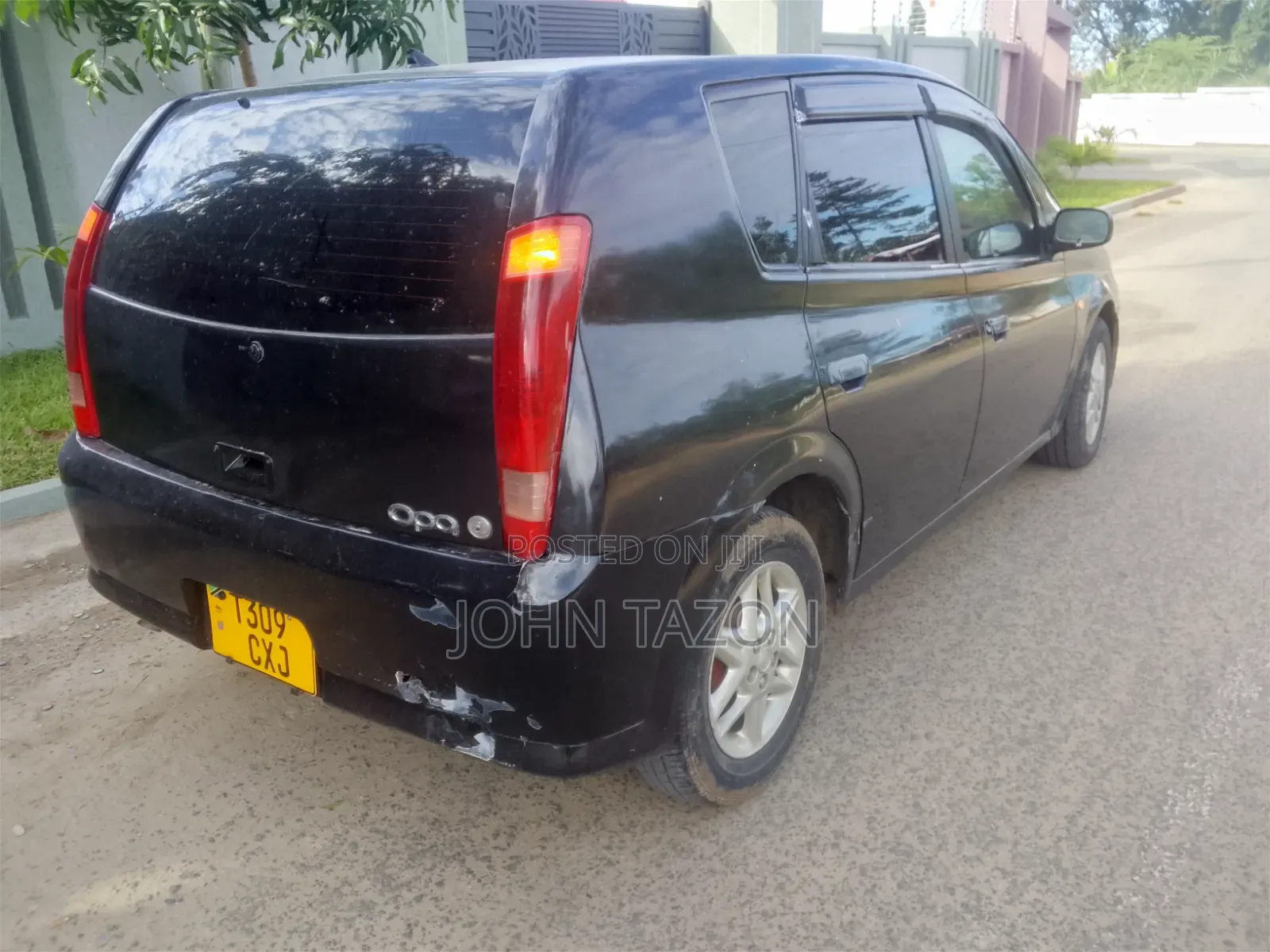 Toyota Opa 2004 Black