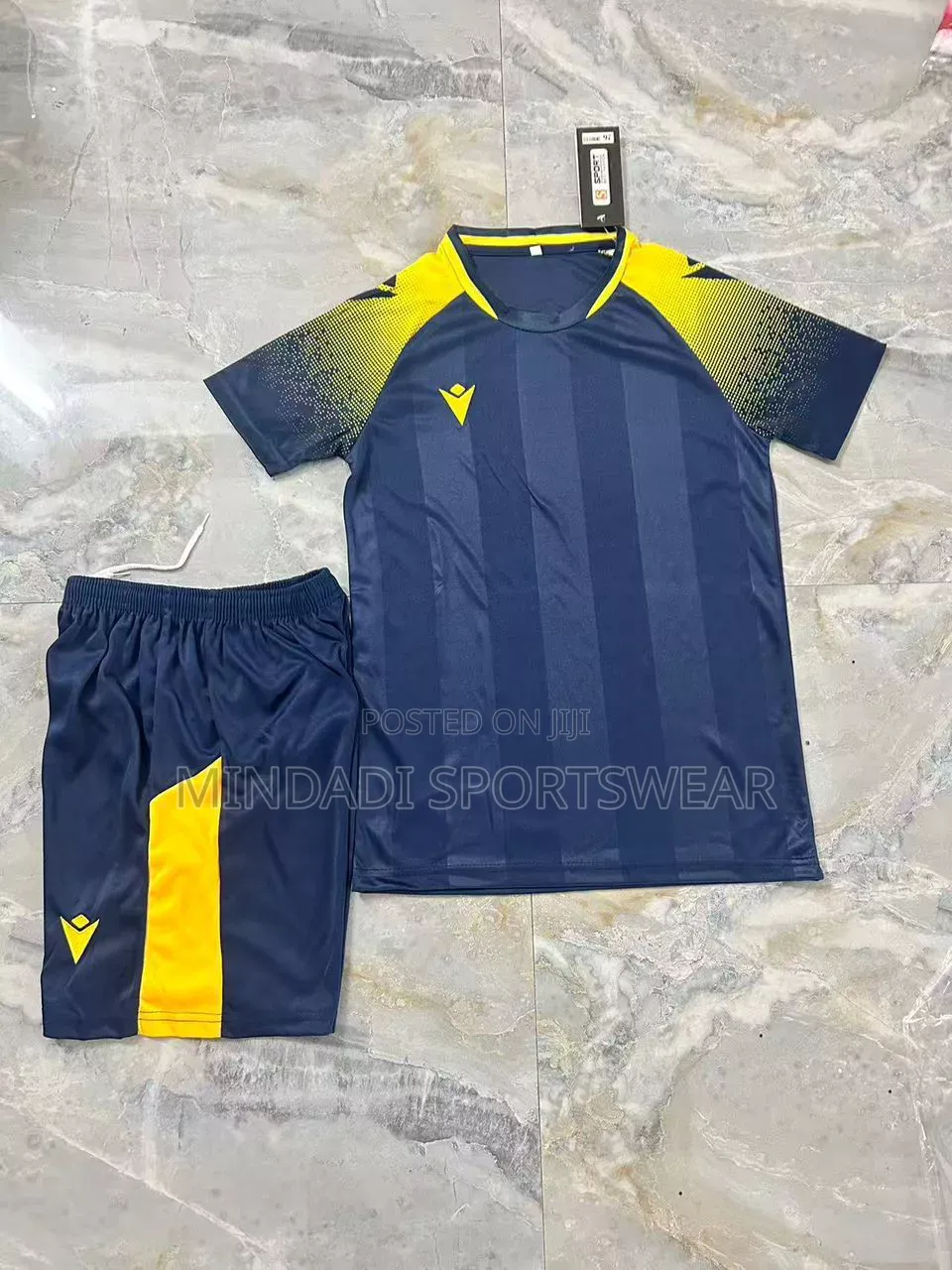Jezi Set Zinakuwa 16
