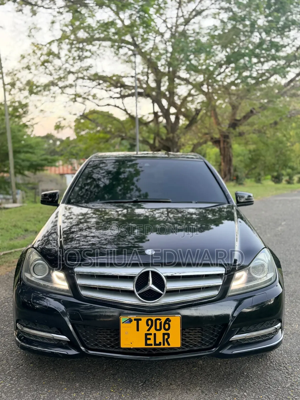 Mercedes-Benz C-Class 2012 Black